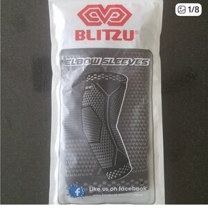 NEW IN PKG TWO sets of TWO Compression Elbow Sleeves Wellness Workout Trainers